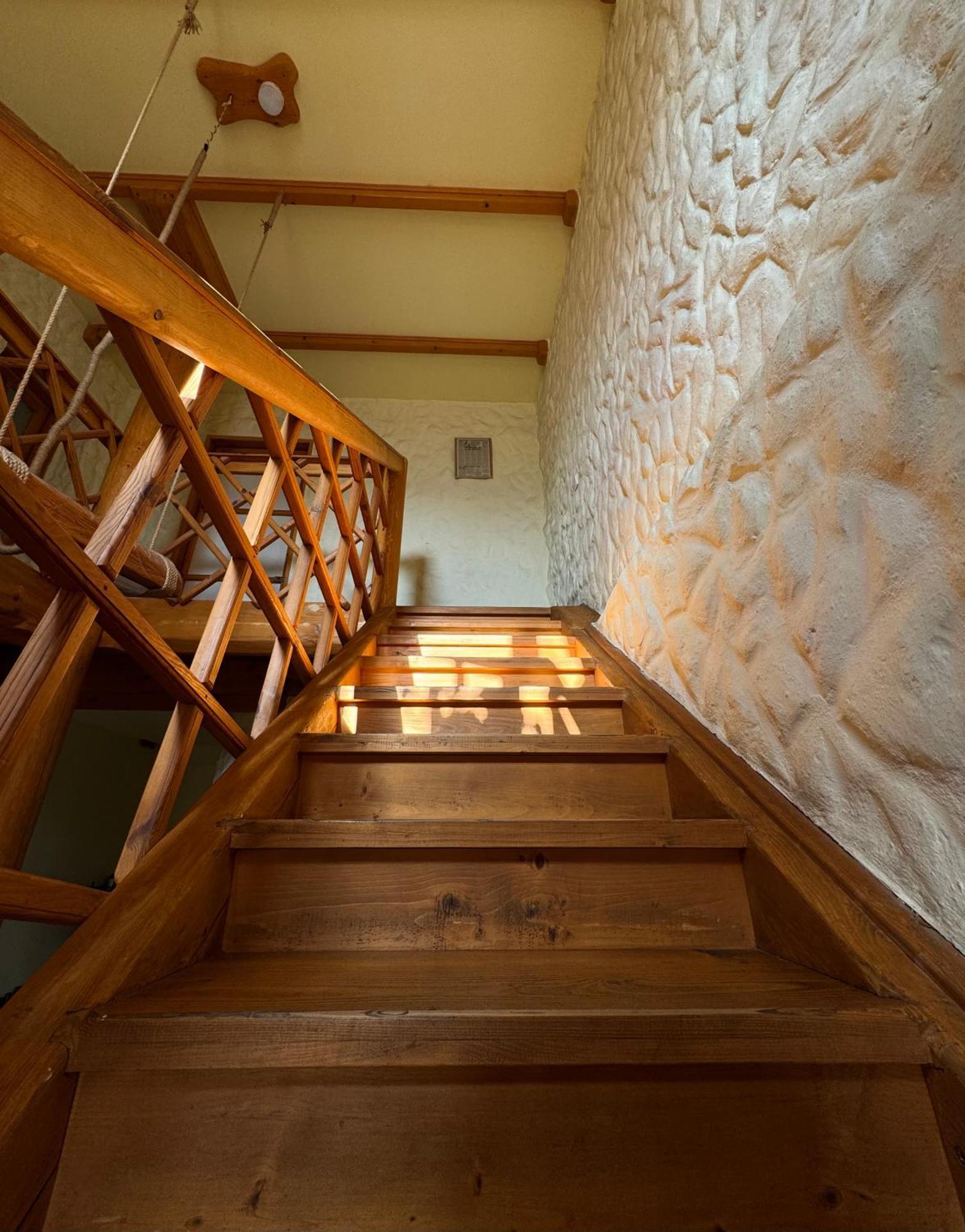 Tisnyi 7 Guest House Kamianets-Podilskyi Exterior foto